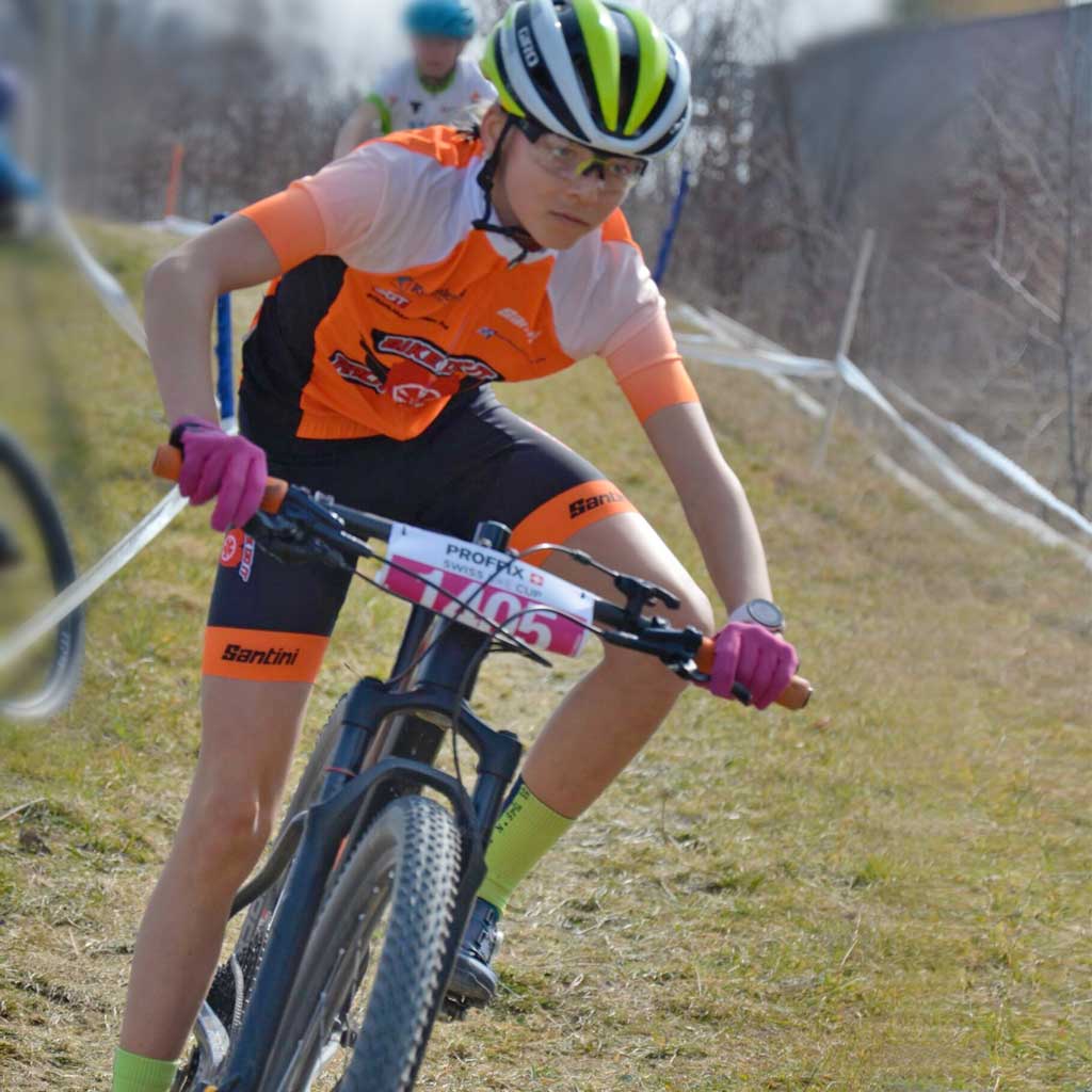 Bike do it RacingTeam Rickenbach LU Maerz 2022 Yaelle Klauser Proffix Bike Cup